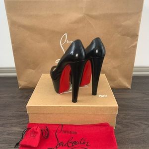 Christian Louboutin Victoria Leather Platform 39